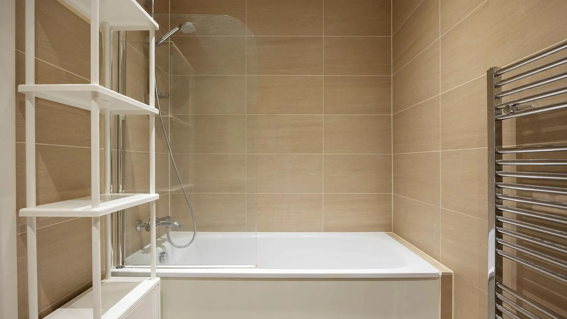 Veeve - Wharf Lane Apartment London