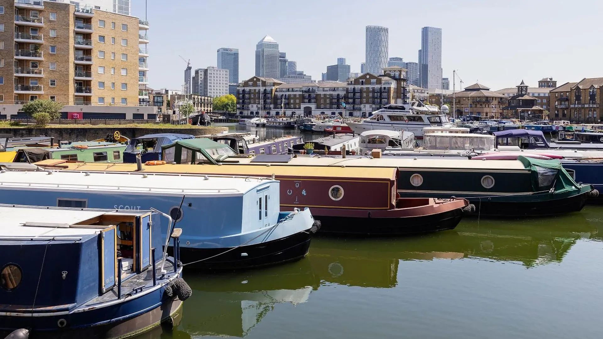 Veeve - Wharf Lane Apartment London 0*,  United Kingdom
